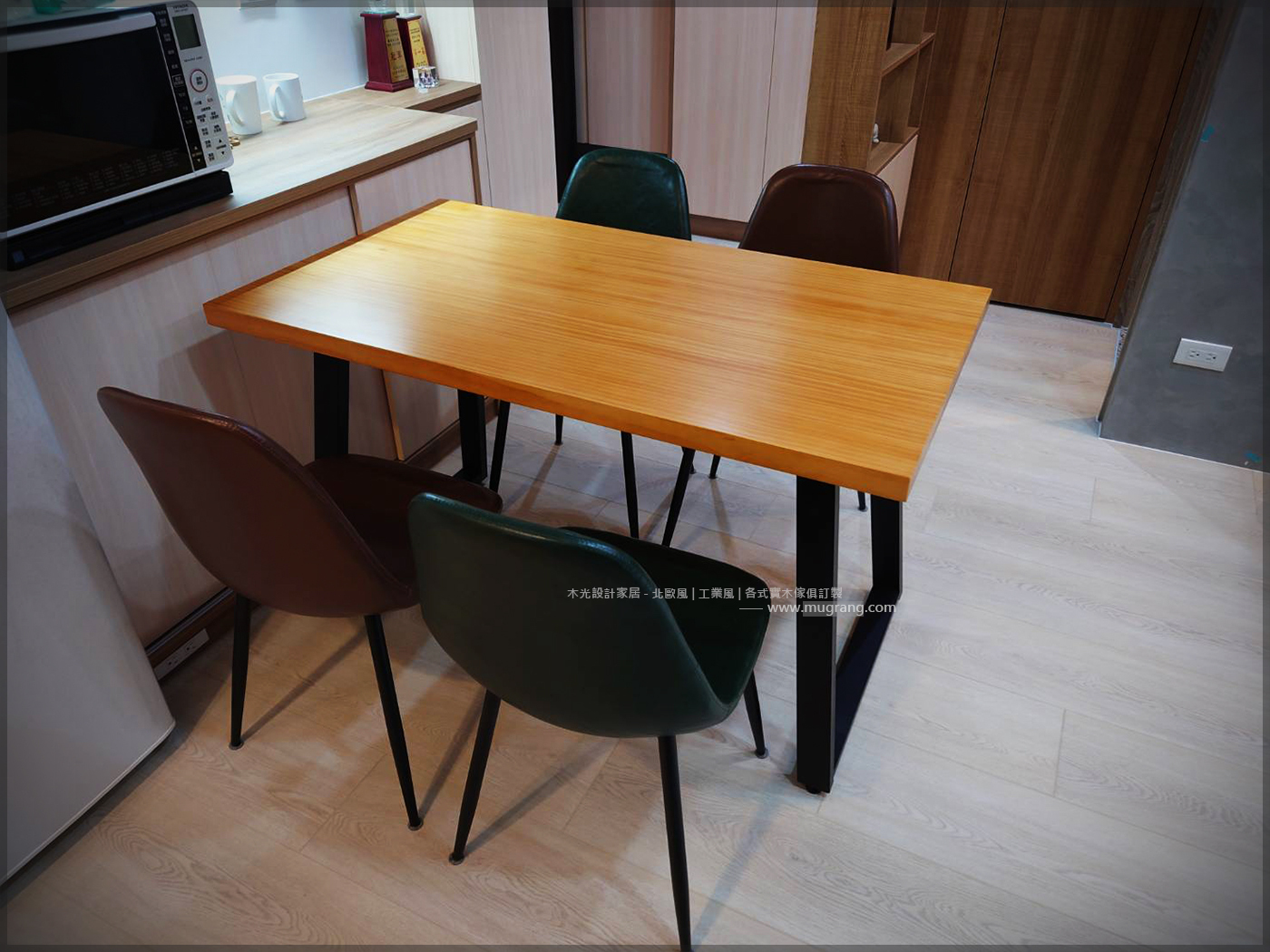 LOFT鐵製斜腳實木餐桌(可訂製)