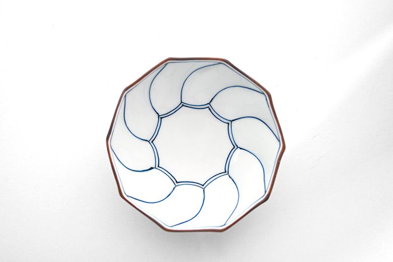 波佐見燒 洸琳窯 手繪扭紋皿