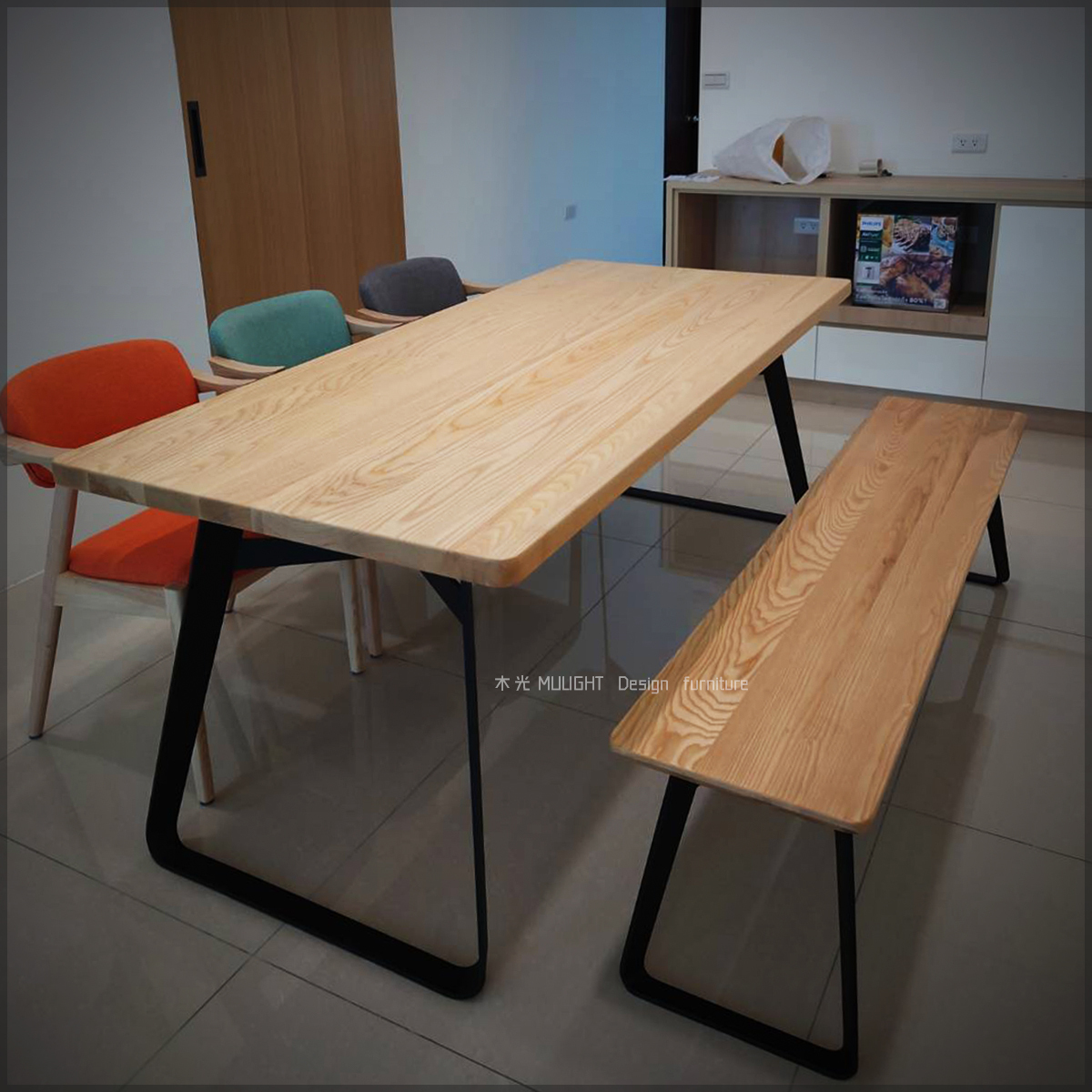 VERN北歐造型扁腳實木桌