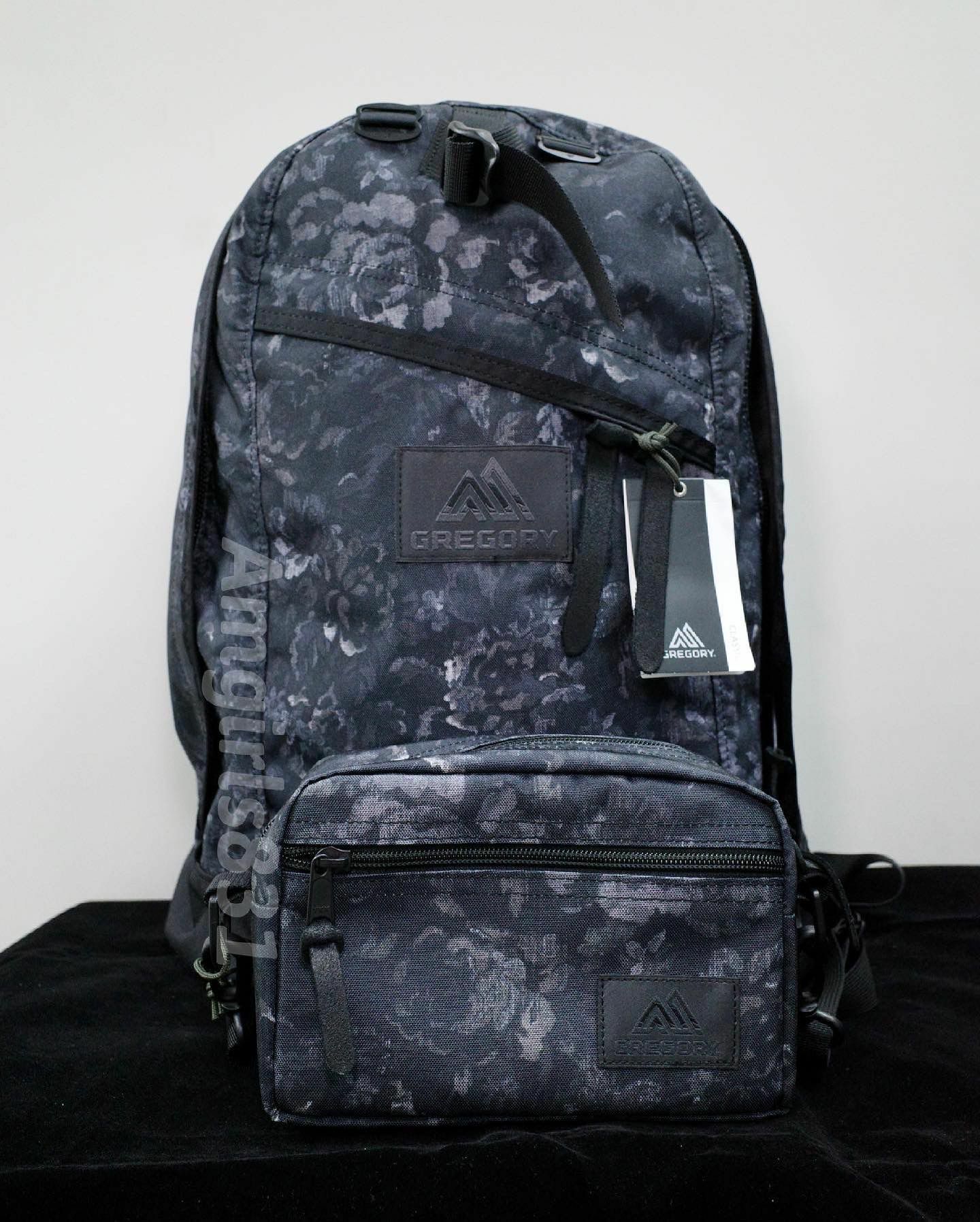 Gregory day pack Black tapestry +  GREGORY PADDED SHOULDER POUCH S Black tapestry
