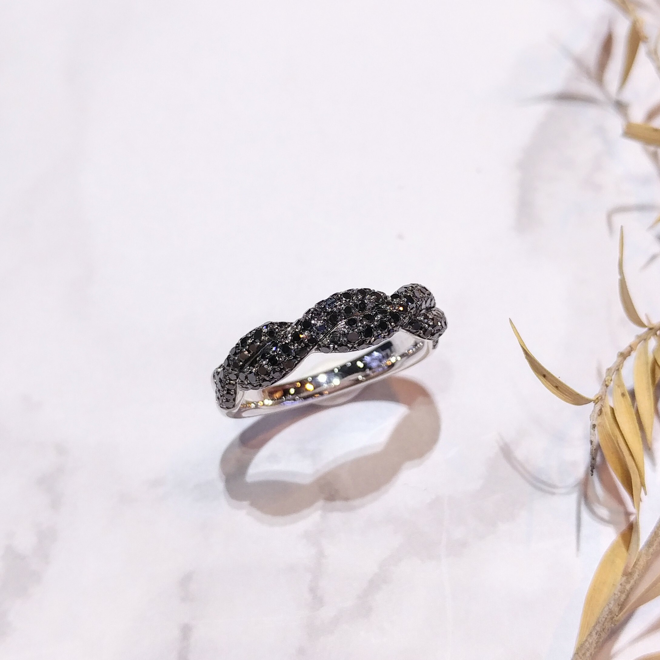 18K Gold 0.72ct Diamond Ring