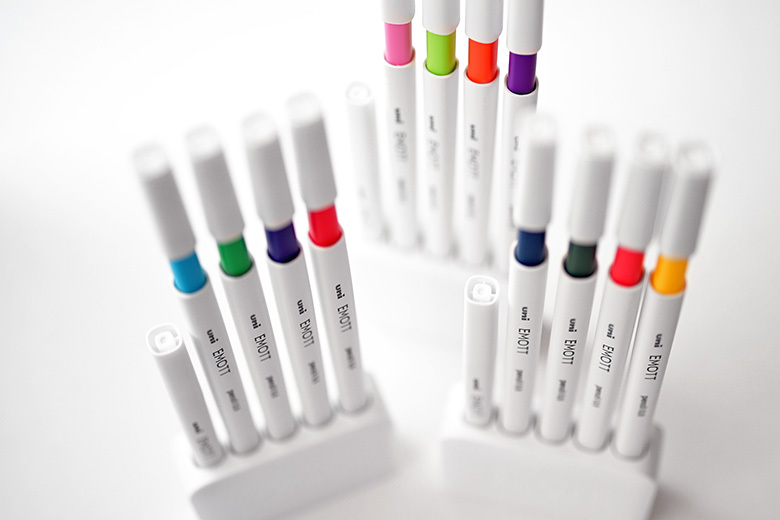 三菱可擦色鉛筆、筆芯 EMOTT pencil