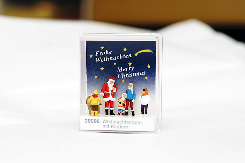 Preiser迷你小人 29098聖誕老人與孩子們