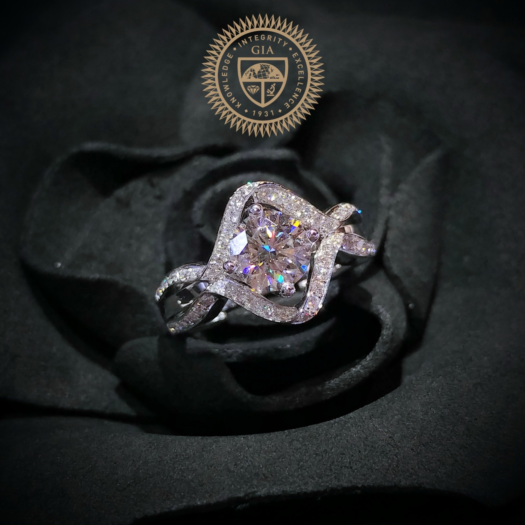 18K White Gold 1.01ct GIA Diamond Ring