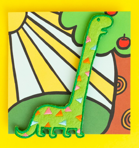 雷龍 刺繡別針｜微醺斑比