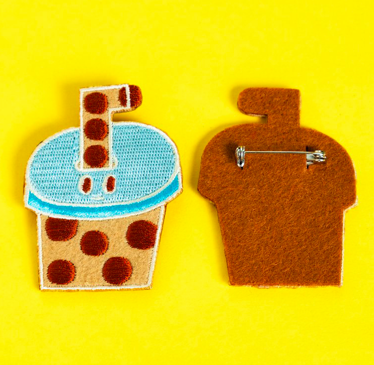 珍珠奶茶 刺繡別針｜微醺斑比