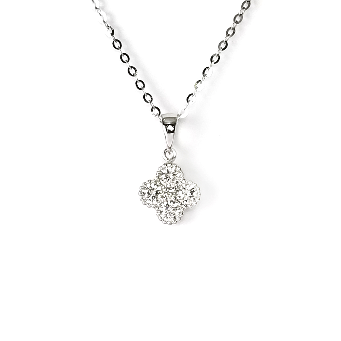 18K White Gold Natural Diamond Pendant