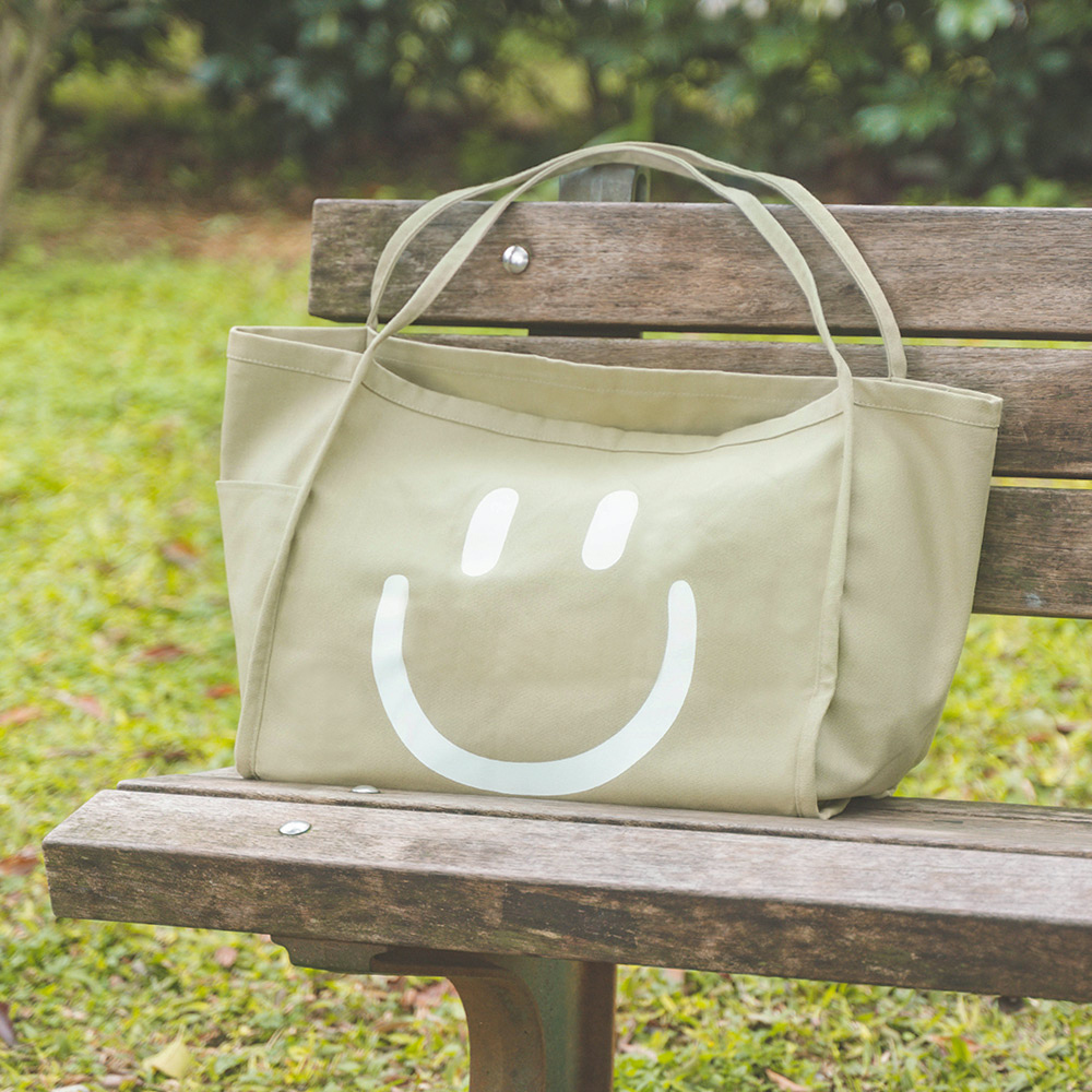 BiA立體帆布袋微笑款 卡其綠