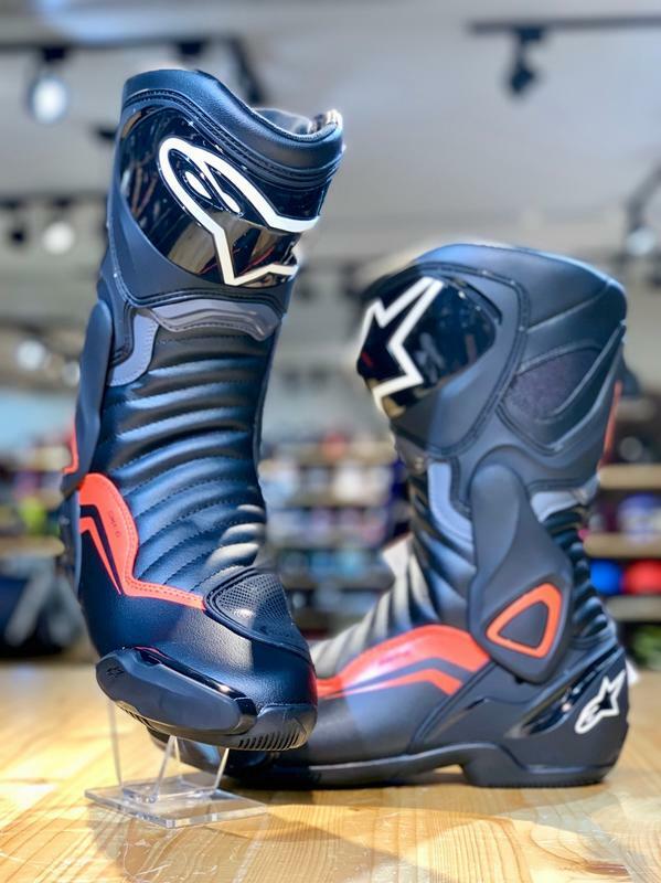 ALPINESTARS SMX-6 V2 BLACK/GRAY/RED FLUO 黑灰螢光紅 車靴
