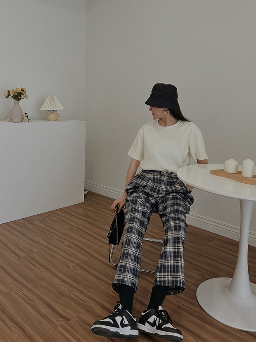 高磅深藍格紋褲