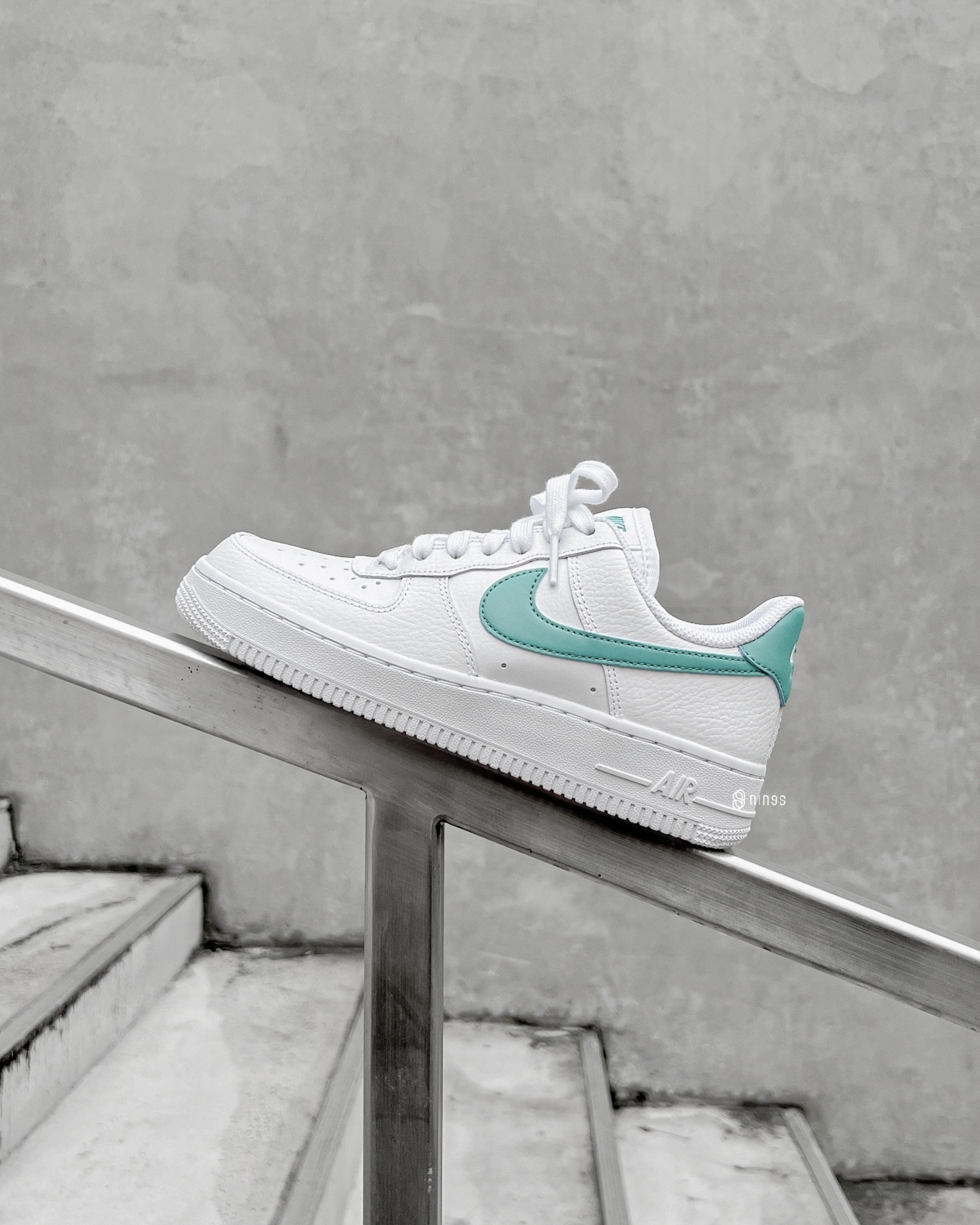 NIKE AIR FORCE 1 '07 TIFFANY DD8959101