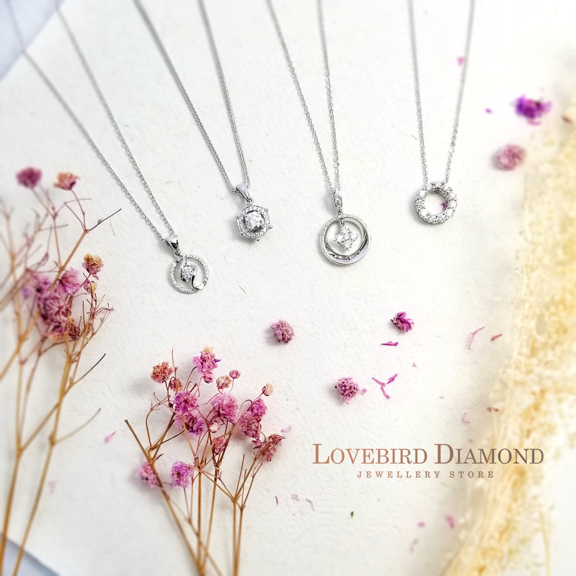 18K白金天然鑽石吊墜