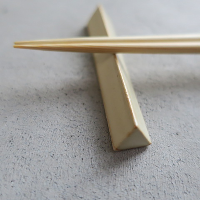 復古筷子托 奶油色｜美濃燒