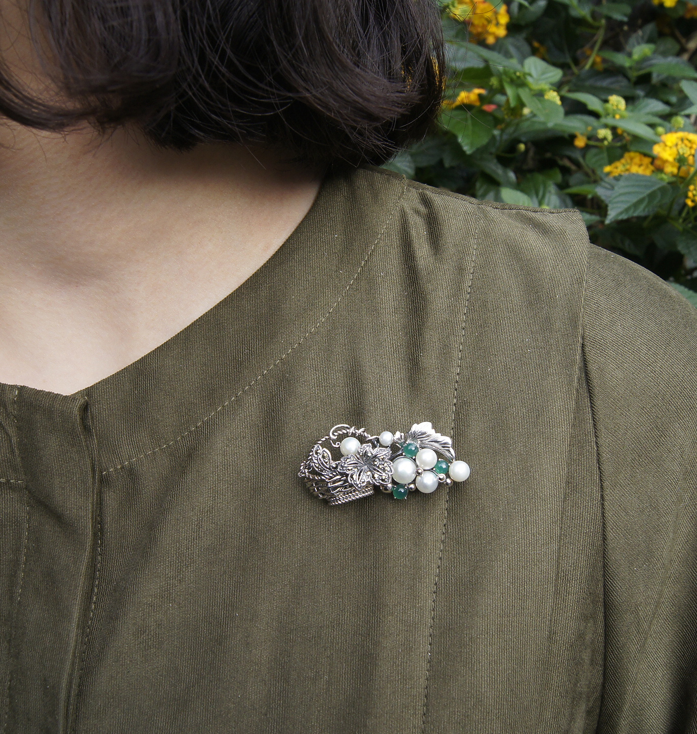 綠玉髓花籃胸針（OP1911）