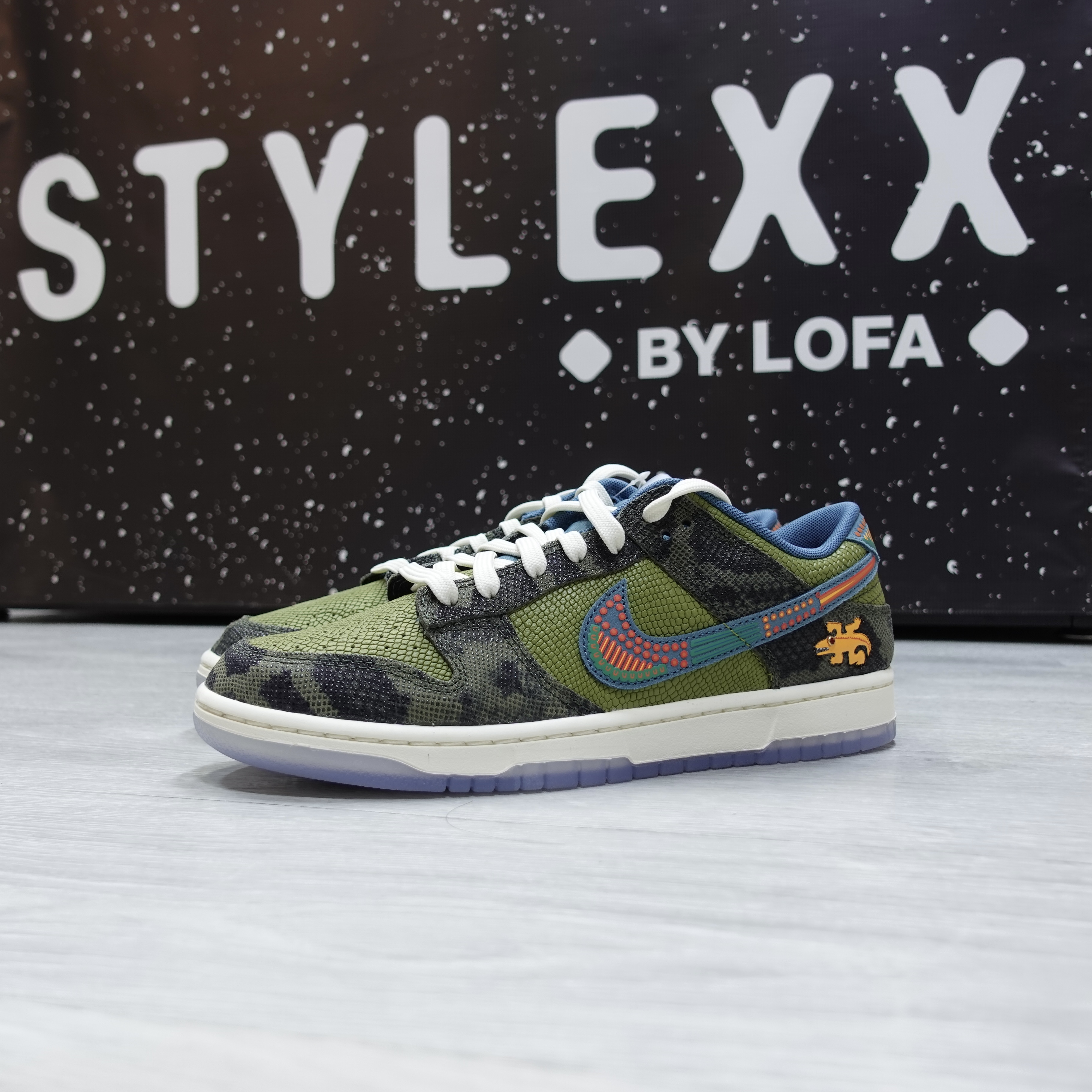Nike Dunk Low Siempre Familla DO2160-335