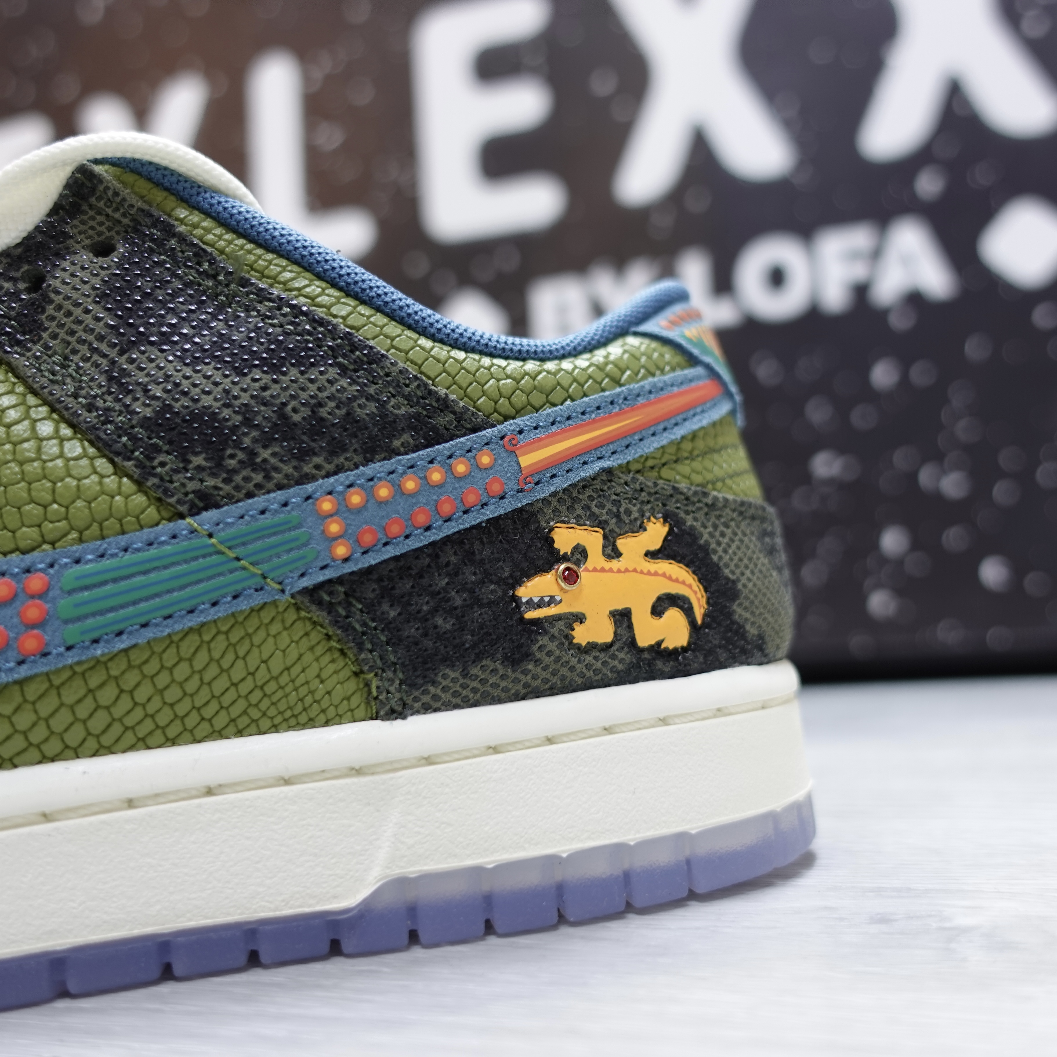 Nike Dunk Low Siempre Familla DO2160-335