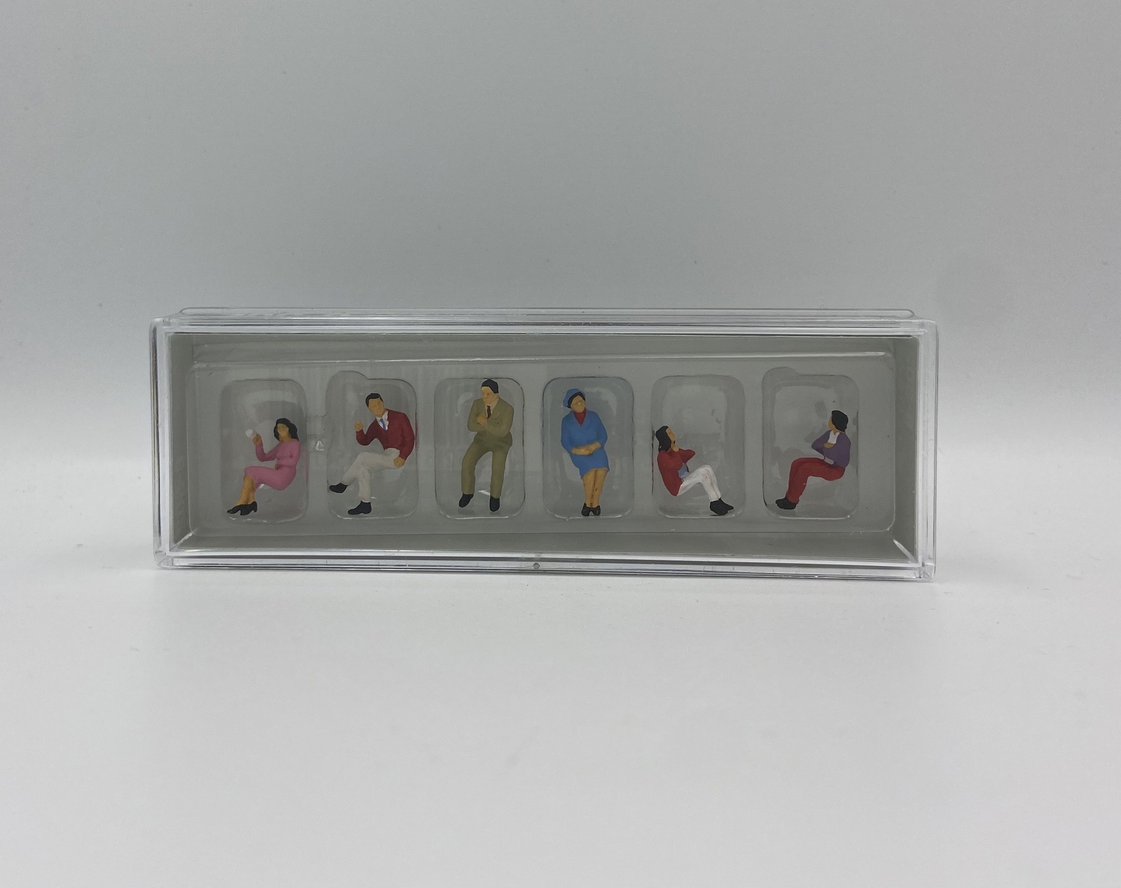 Kato 6-502 HO規 坐姿的乘客