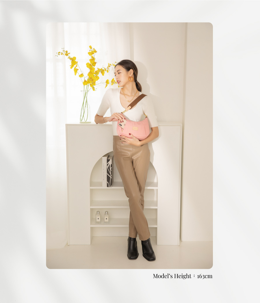 粉色肩背包 法棍包 小包包 肩背包推薦 肩背包 防潑水包 小包 Soldier 星星伴月法棍包 satana SOS2790-631 浮光粉 產品介紹 8