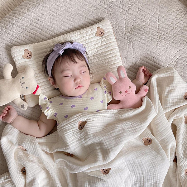 Animal Family 兔子 長頸鹿 玩偶