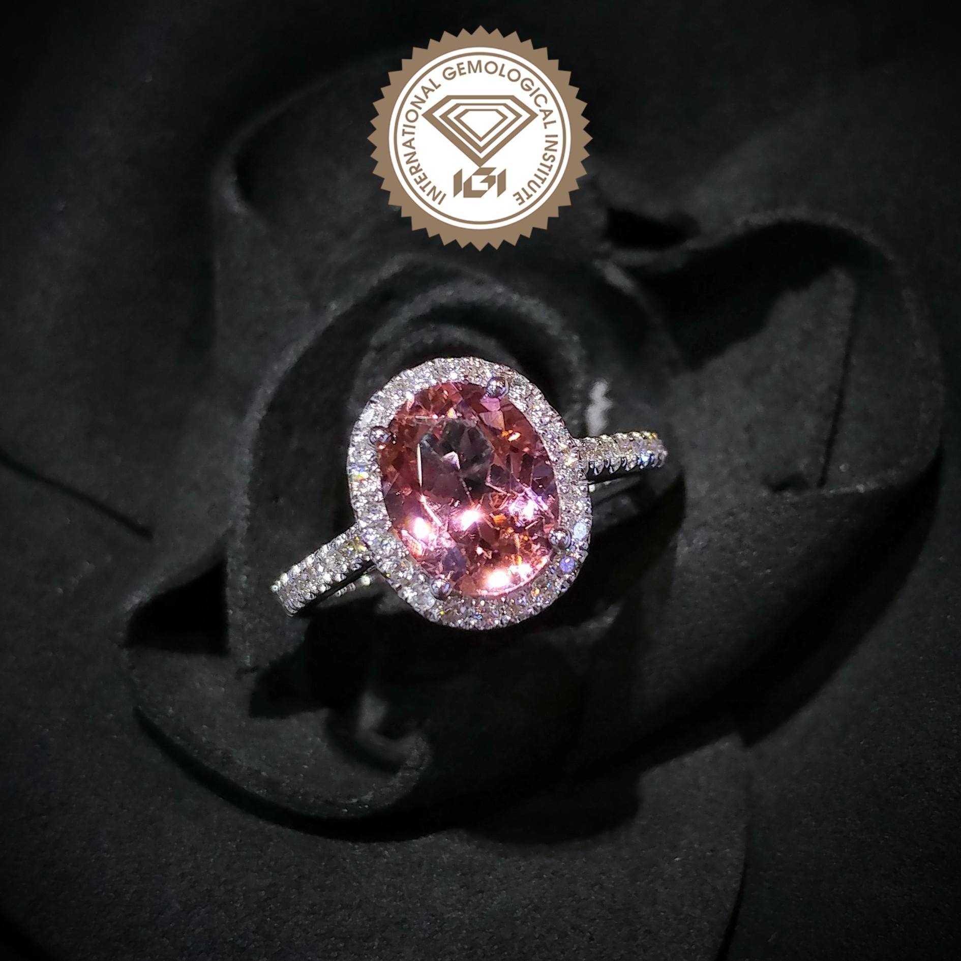 18K White Gold 1.91ct Rubellite and diamond Ring