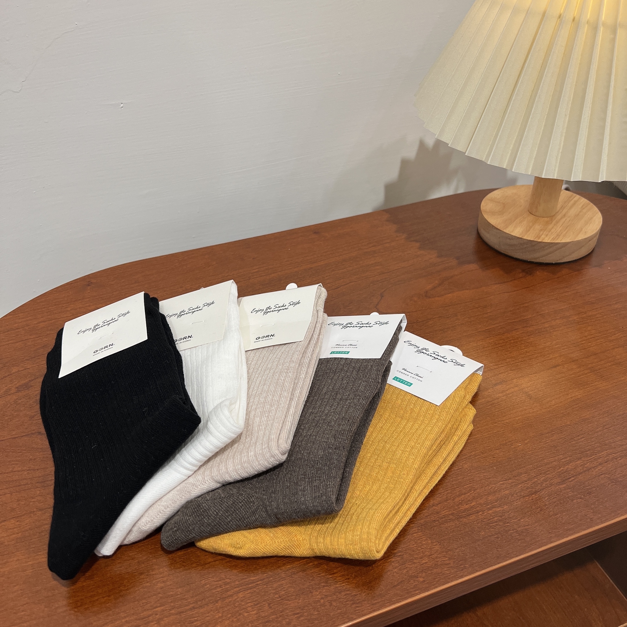 韓版素面中筒襪/五色