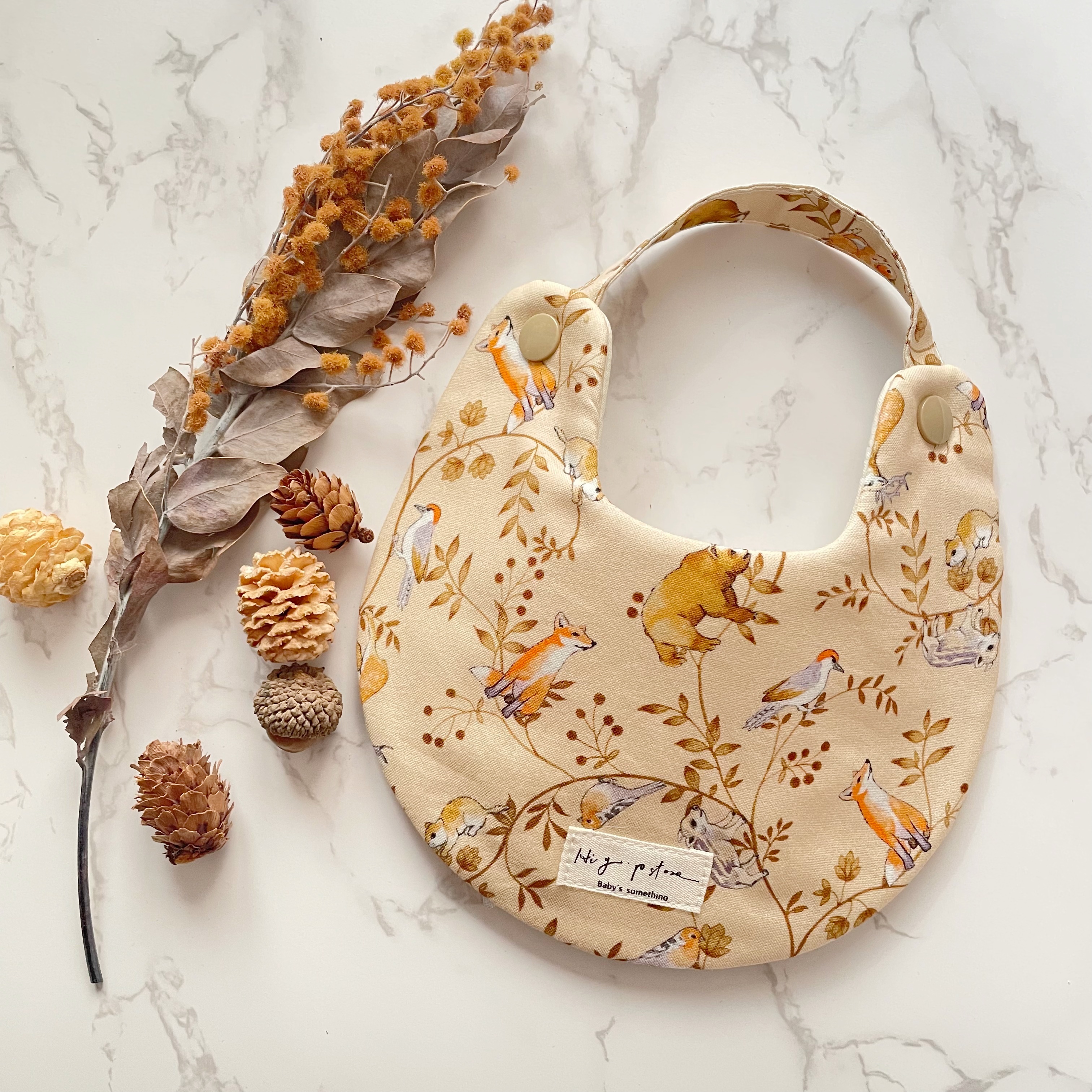 Hi Y.P store-手作圍兜-金色森林