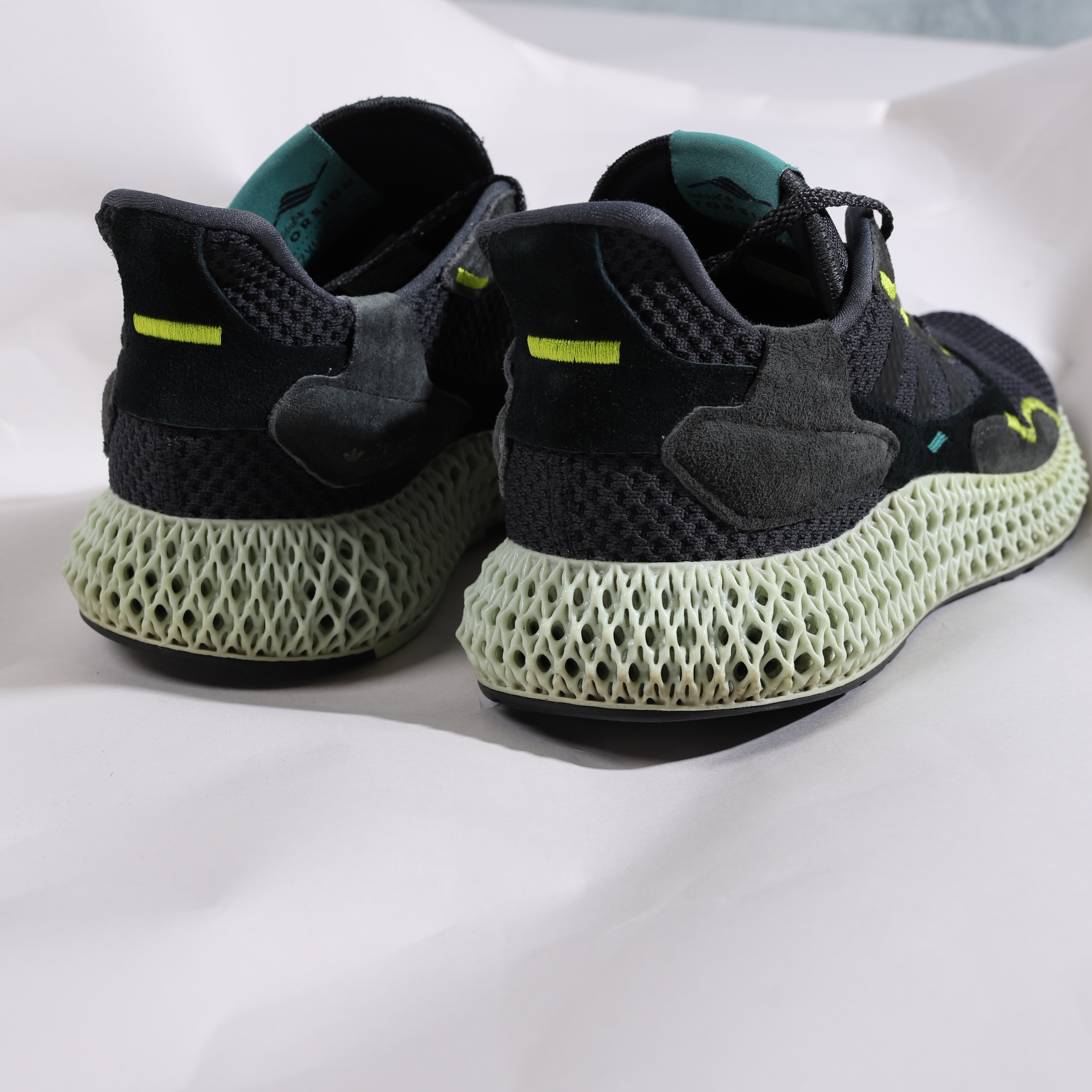 ADIDAS ZX 4D 科技碳黑綠慢跑鞋【BD7865】