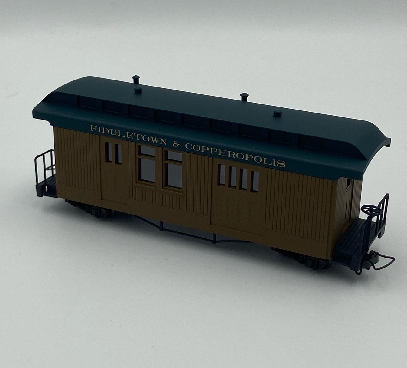 Minitrains 5162 HOe規 F&C Baggage Car 行李車