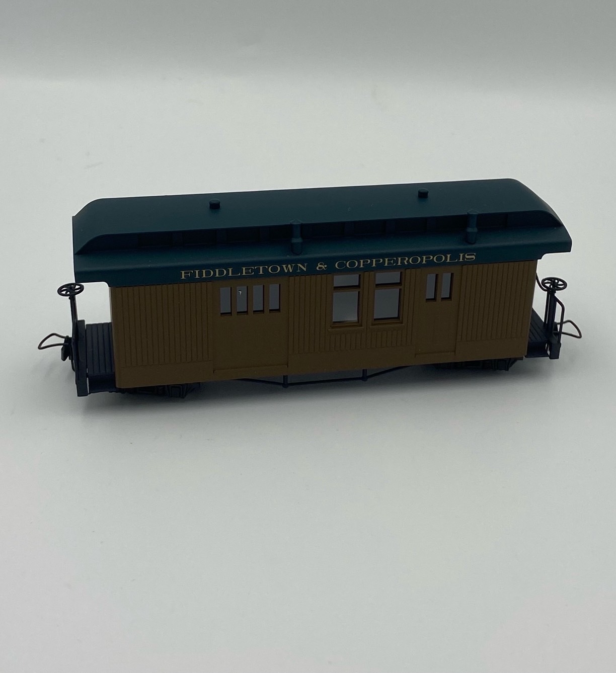 Minitrains 5162 HOe規 F&C Baggage Car 行李車