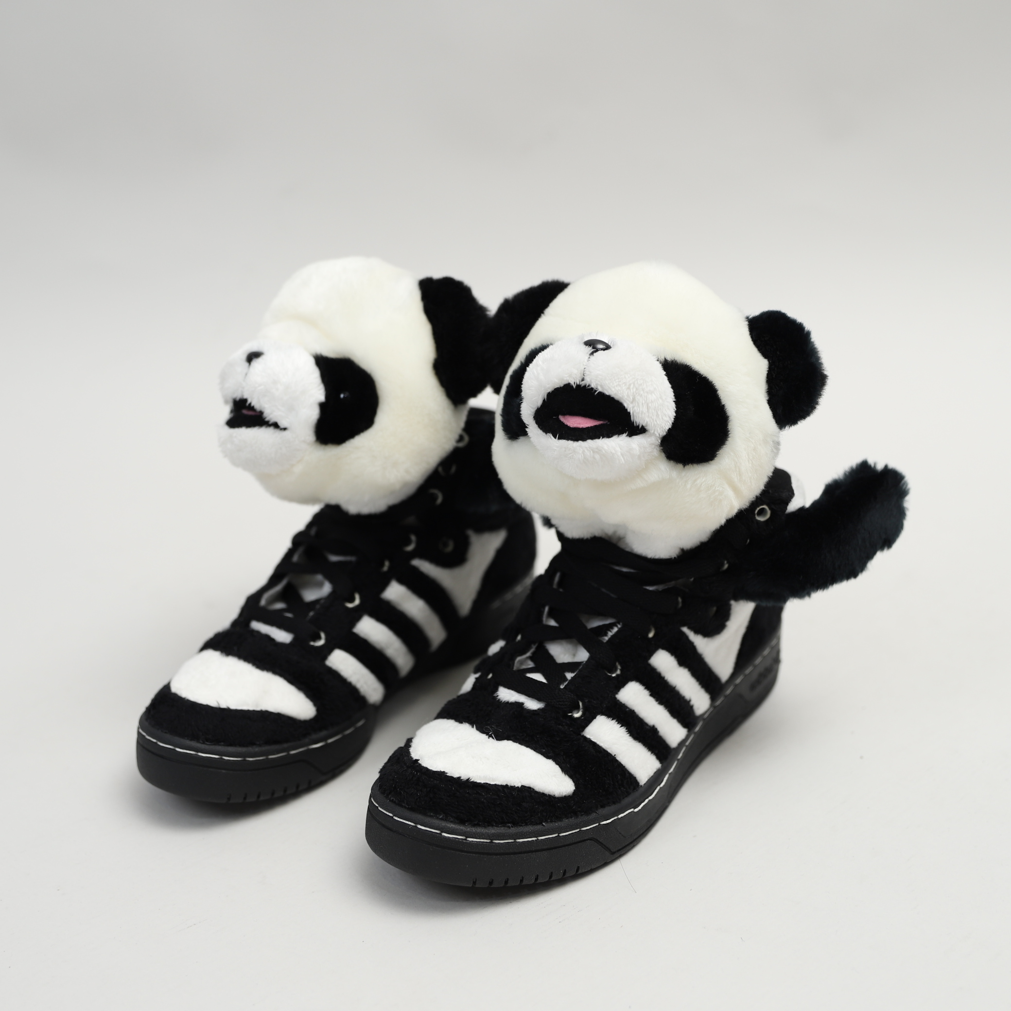 【二手商品】US7.5/25.5CM ADIDAS ORIGINAL JEREMY SCOTT JS PANDA BEAR 熊貓 翅膀【U42612】