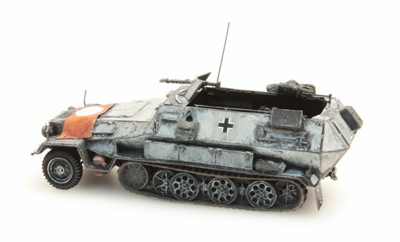 Artitec 387.73-S2 HO規 Sd. Kfz 251/1B with flag 醫用坦克 冬裝
