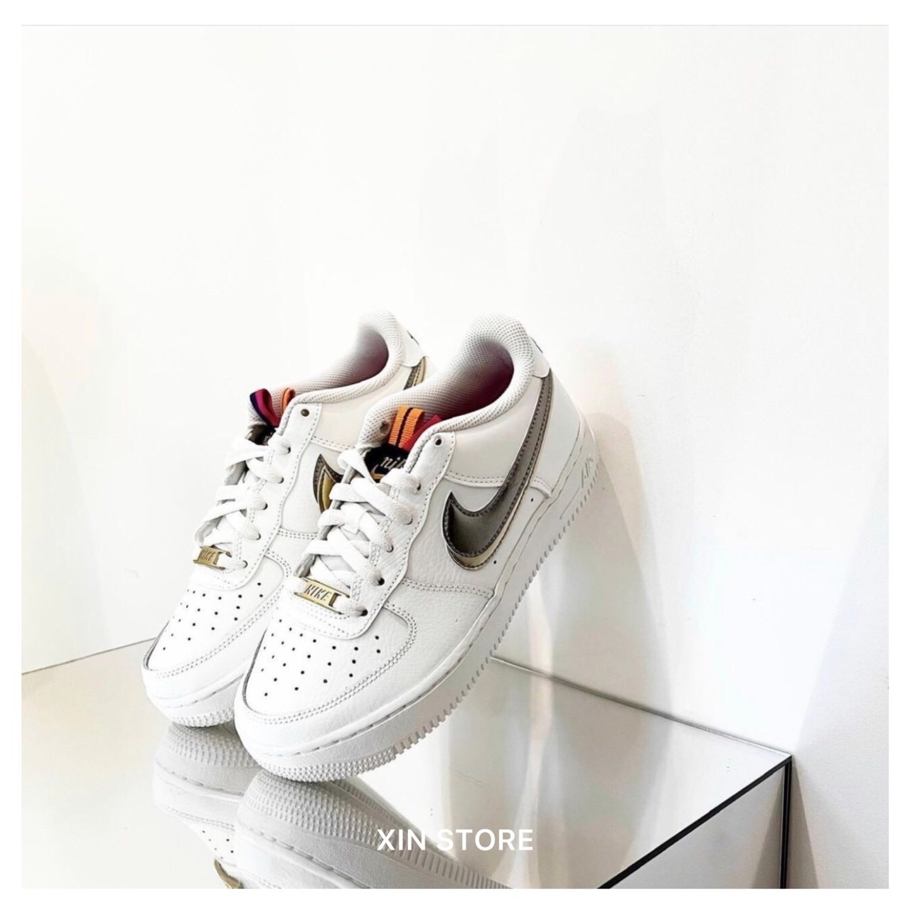 【現貨】Nike Air Force 1 LV8 GS 大童 雙勾 金銀勾 獎牌 小白鞋 米白金