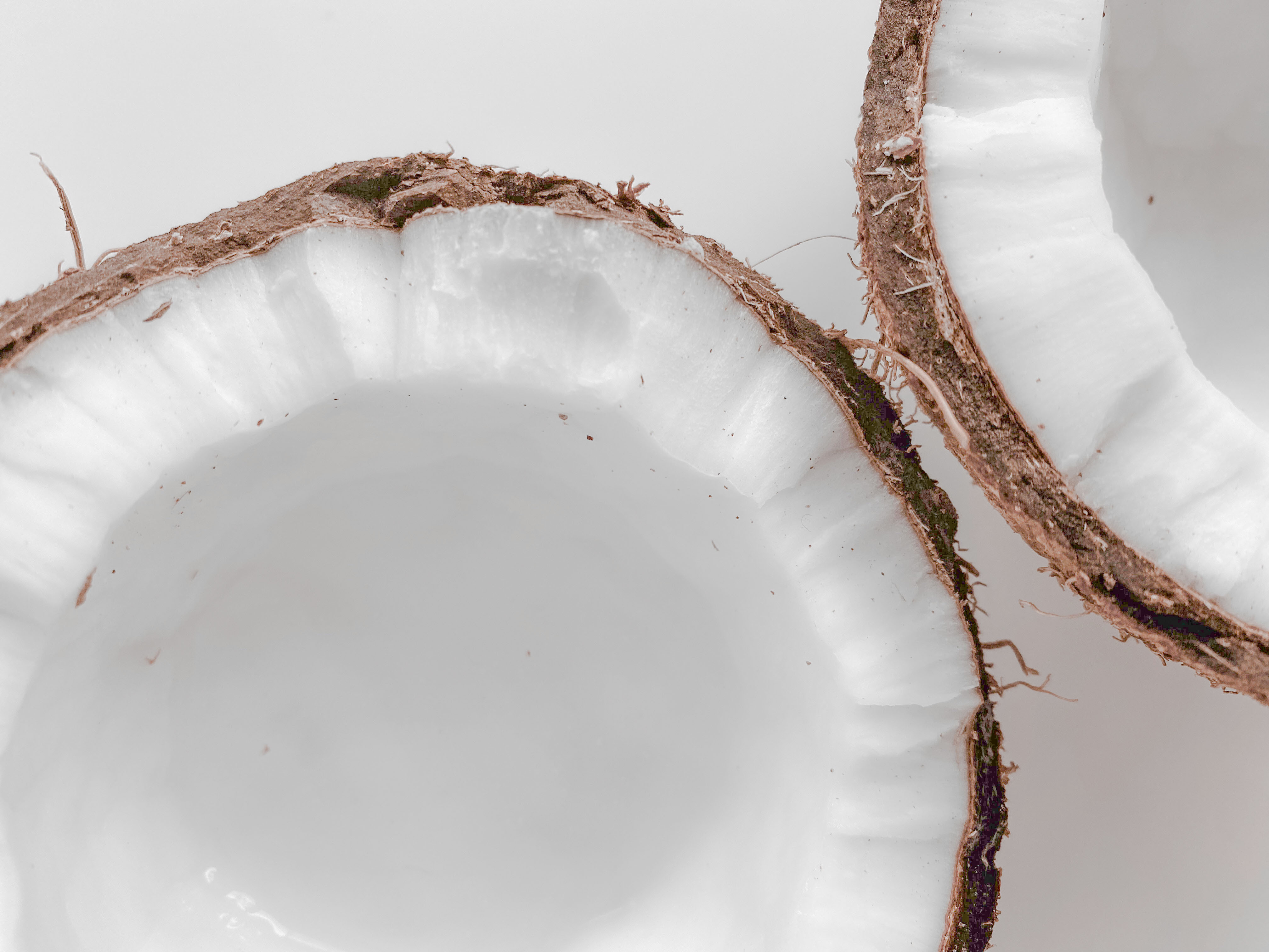 白色翅膀天使潔牙液擠不出來、出現白色固體狀是壞掉了嗎？潔牙液使用教學步驟