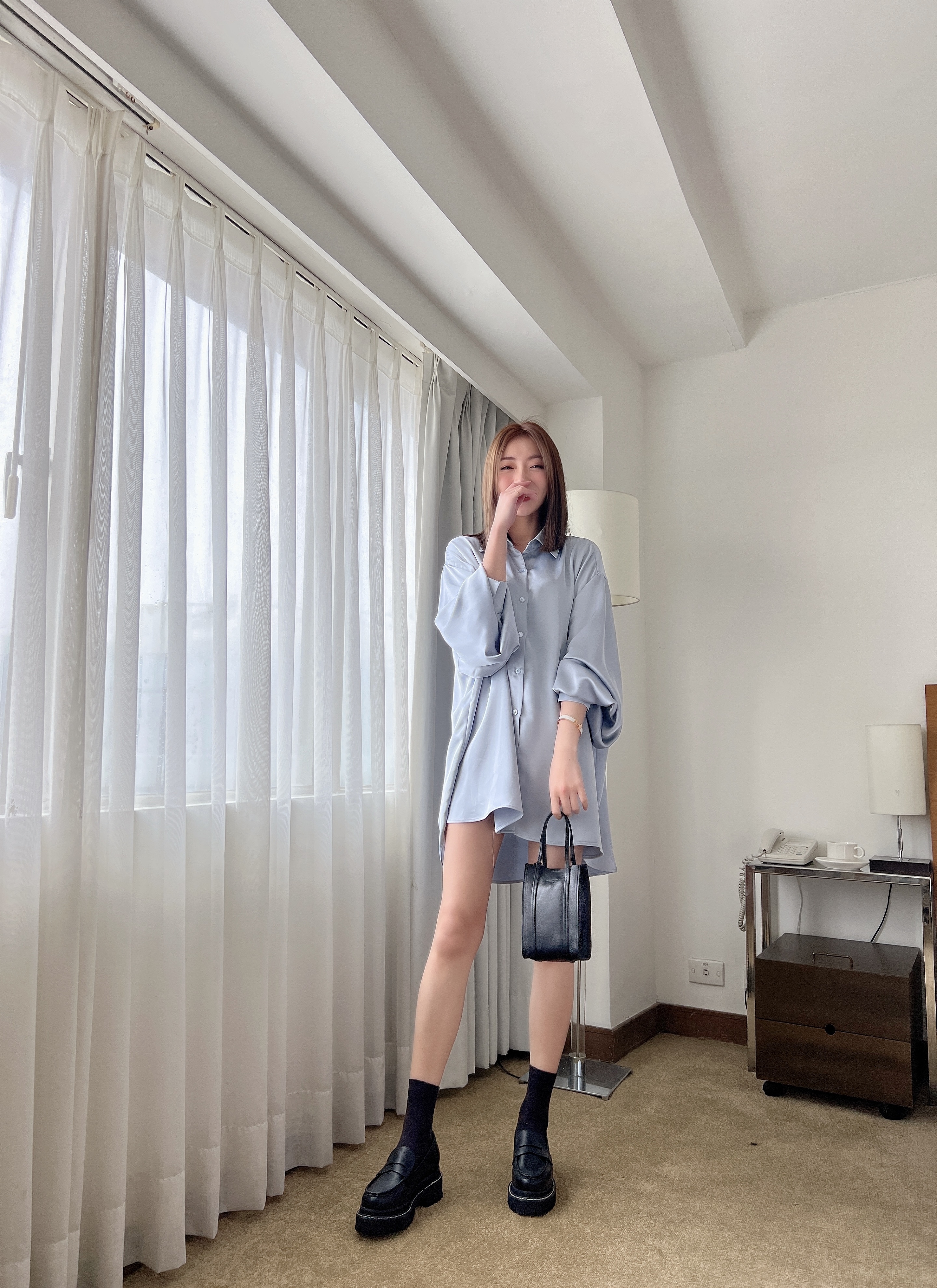 絕美超迷人光澤垂墜感女神設計襯衫(2色)