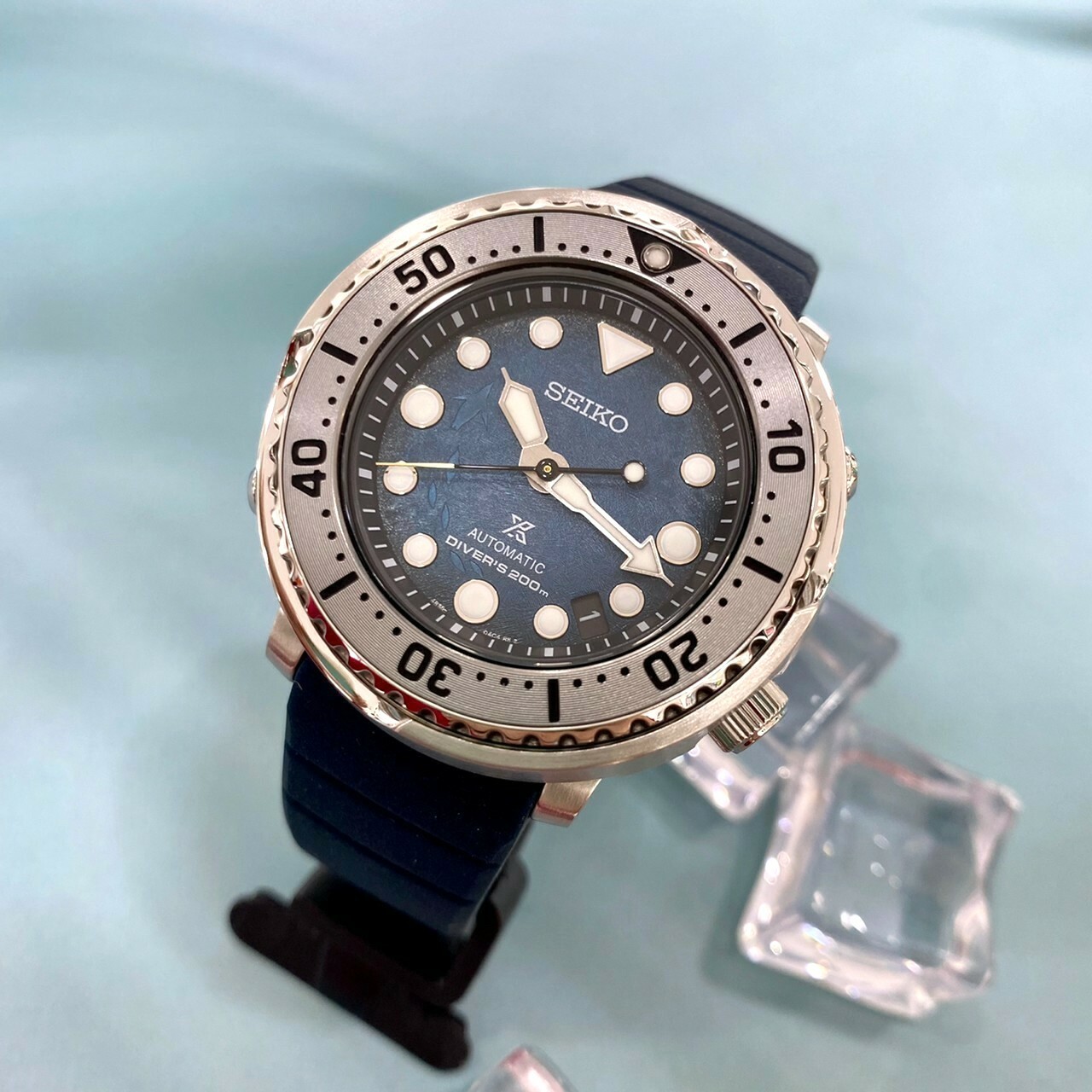【SEIKO 精工】PROSPEX 南極企鵝遨遊冰海潛水機械錶 4R35-04Z0G 43.2mm 現代鐘錶