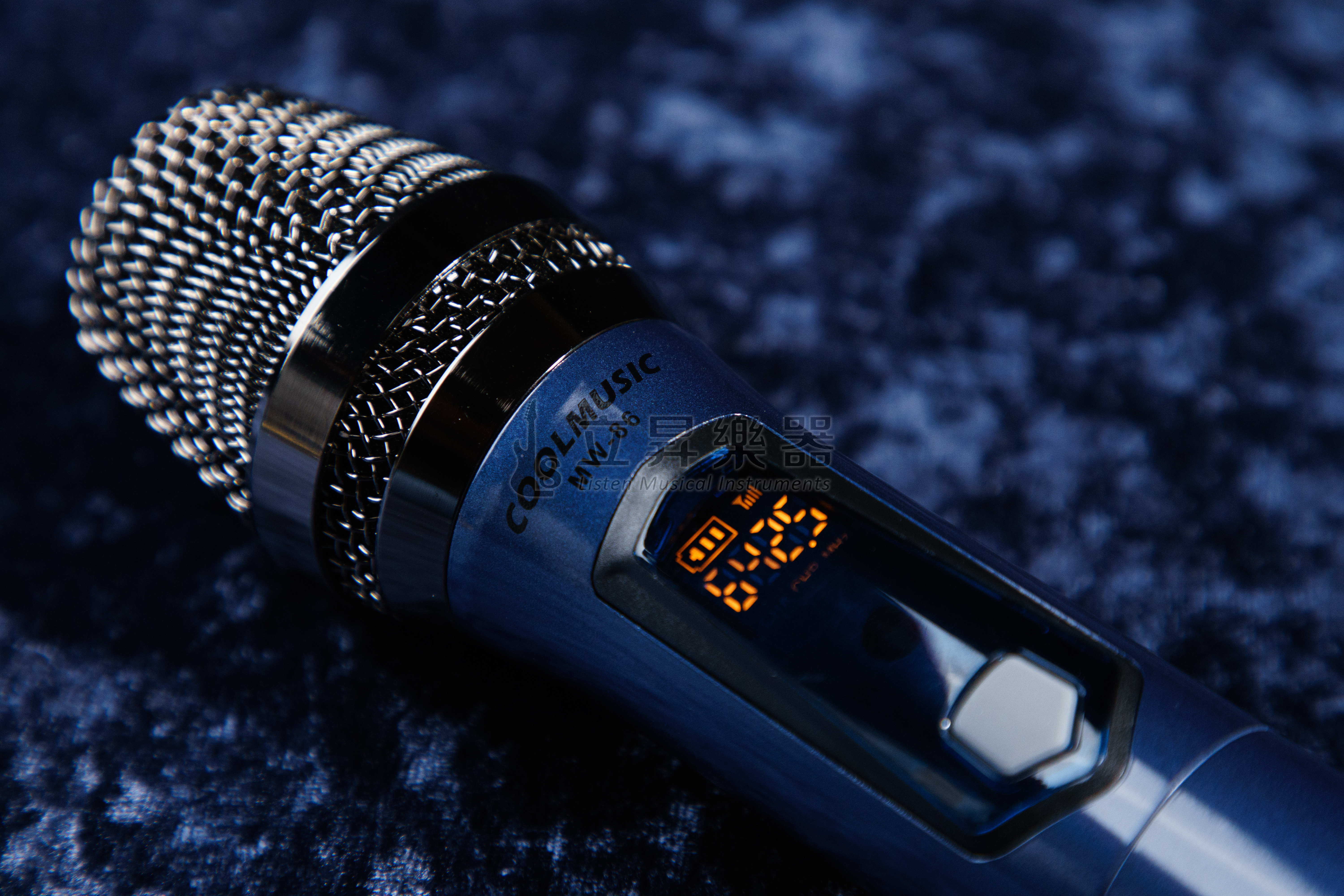 【多款規格】 Coolmusic 無線麥克風 U頻 充電式 附收納盒  ｜ MW-86 一對一 【多款規格】 Coolmusic 無線麥克風 U頻 充電式 附收納盒 ｜ MW-86 一對一 / MW2-86 一對二 第 5 張圖片｜三峽麥克風