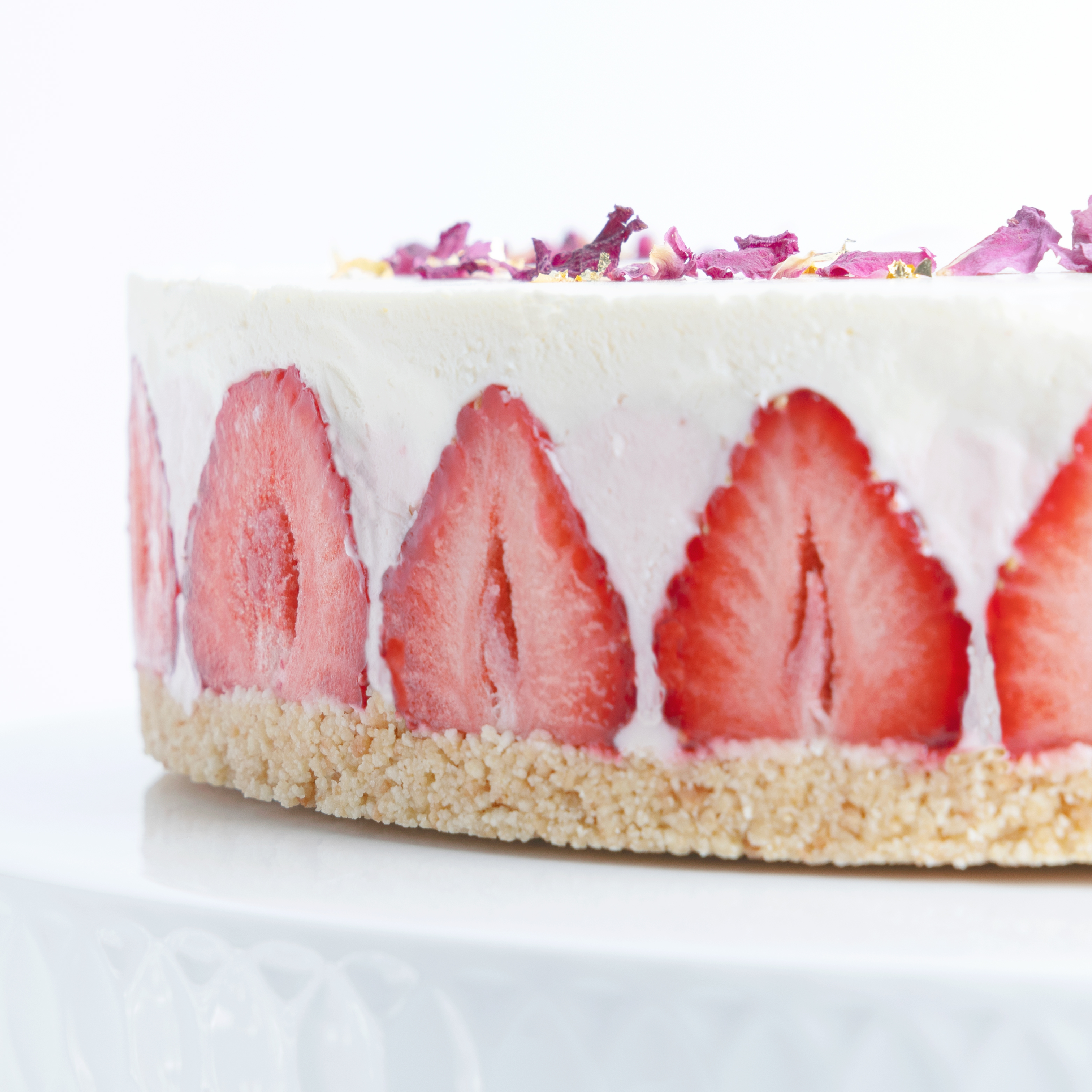 Strawberry Greek Yogurt Cheese Cake
