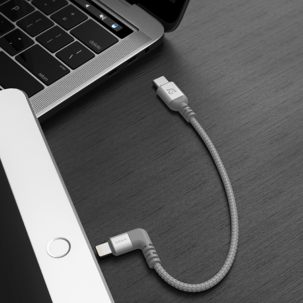 PeAk II LC30B USB-C to Lightning Cable