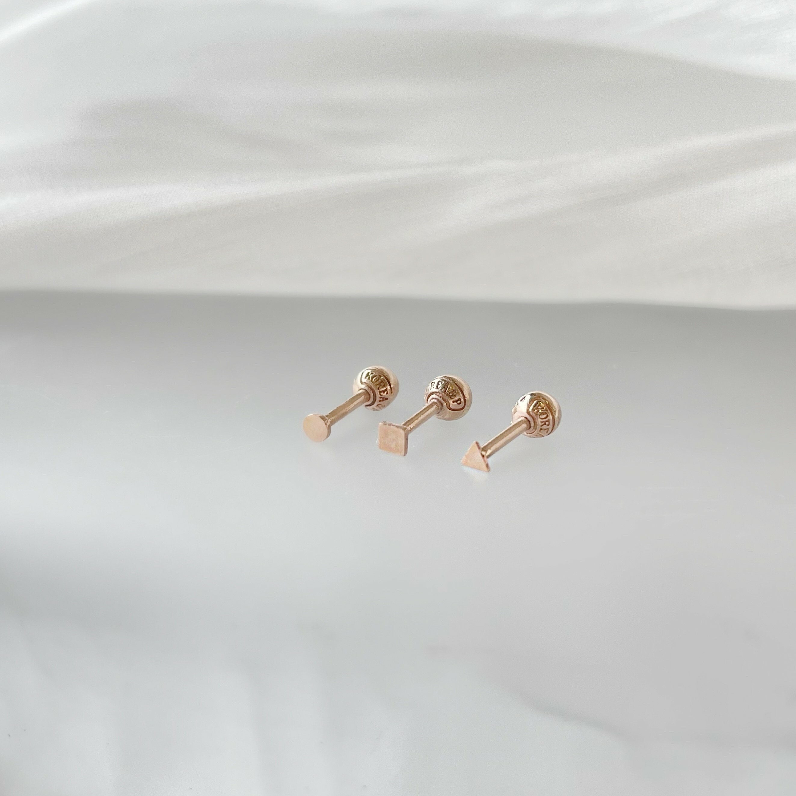 14K Tiny小方轉珠耳環