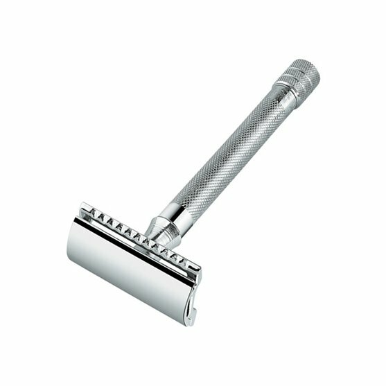 德國 Merkur 23C 長柄鉻銀安全刮鬍刀 —— 濕剃界的「初代理容定番」，極致洗練長柄與微米防線的工藝教科書
