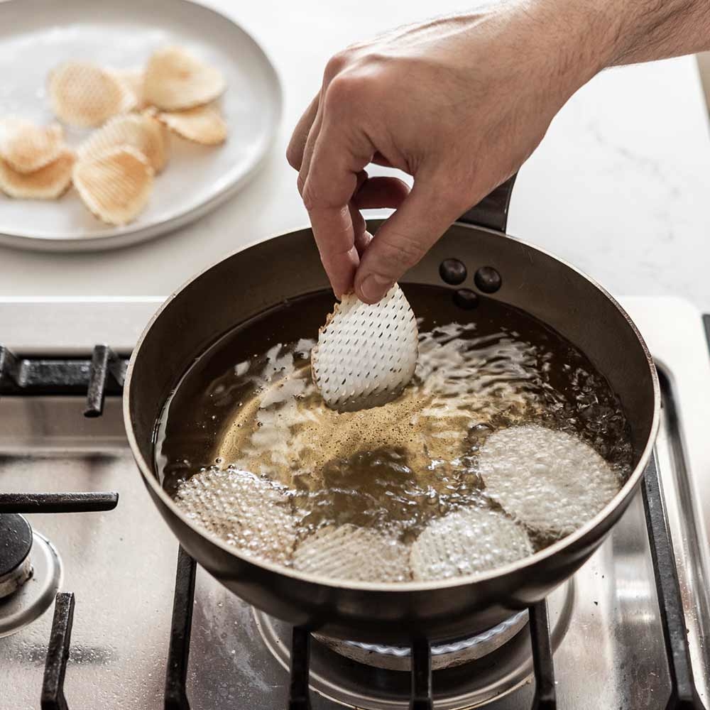 原礦蜂蠟鐵鍋 l 傳統柄深煎炒鍋