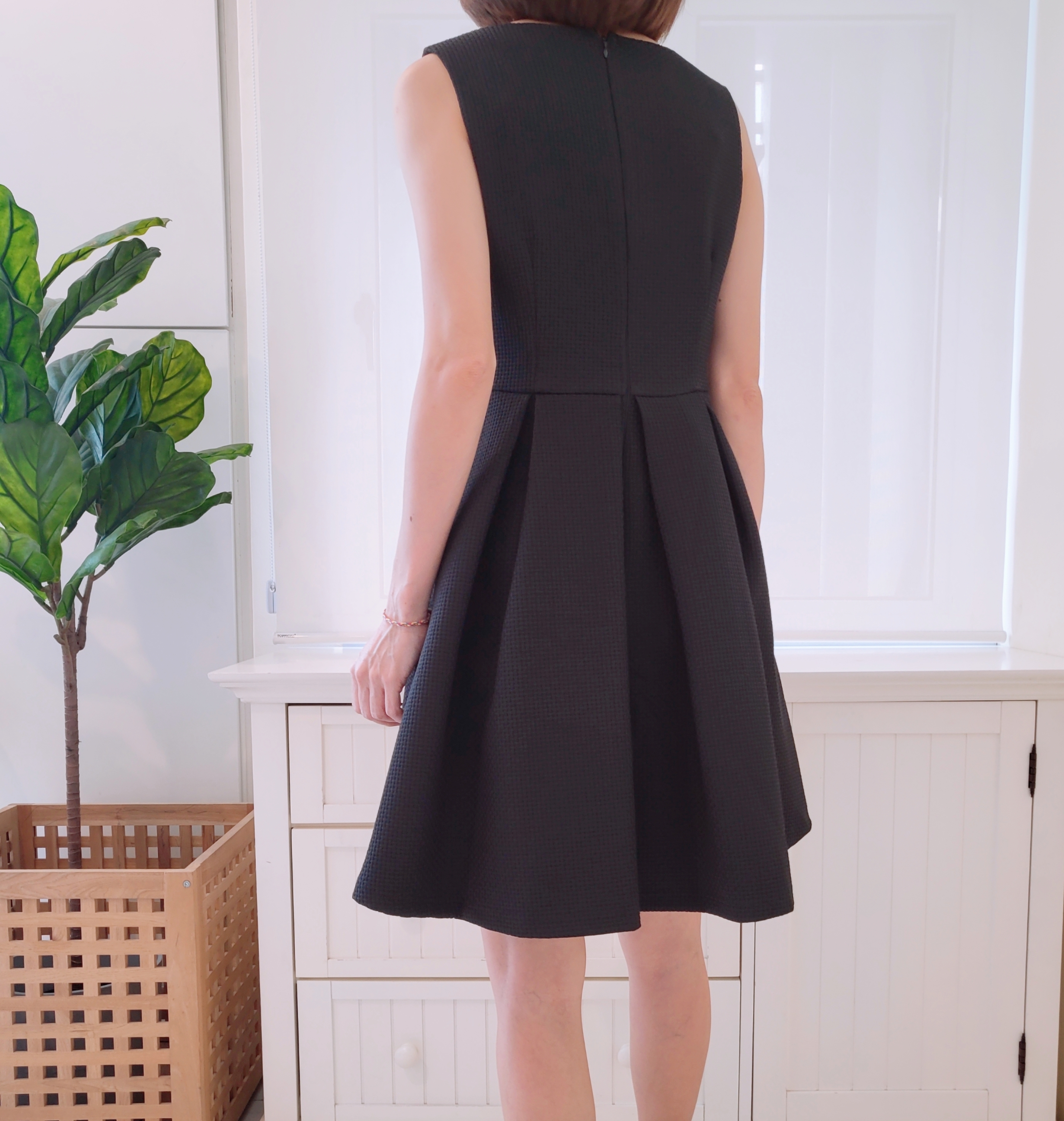 SLEEVELESS ALINE DRESS