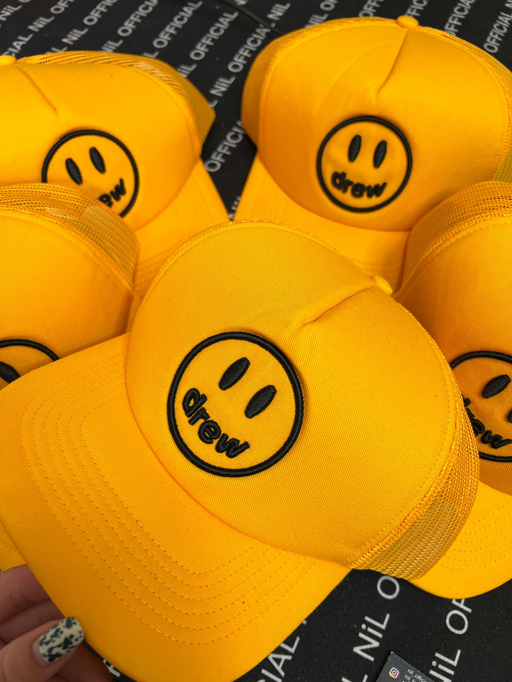 Drew House 新款 黃色 笑臉Logo 網帽