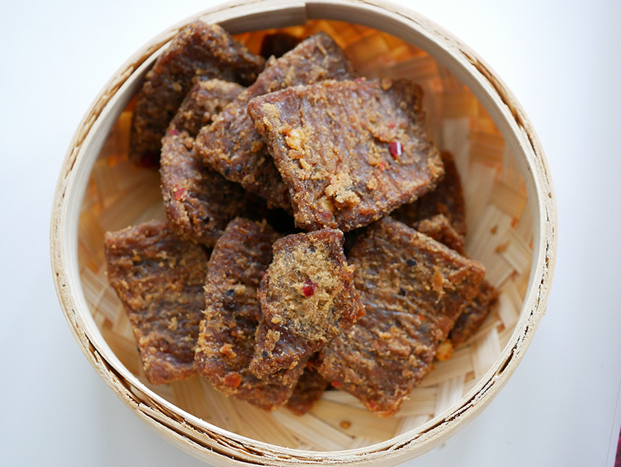 植物肉乾,植物肉,素食,素肉乾,弘陽食品,hoya蔬食超市,法式松露,Vegan jerky,Plant meat,hoyafoods,vegan,French,truffles,新年禮盒,禮盒推薦,送禮推薦,川味,韓式,泰式,素食零食,零食推薦