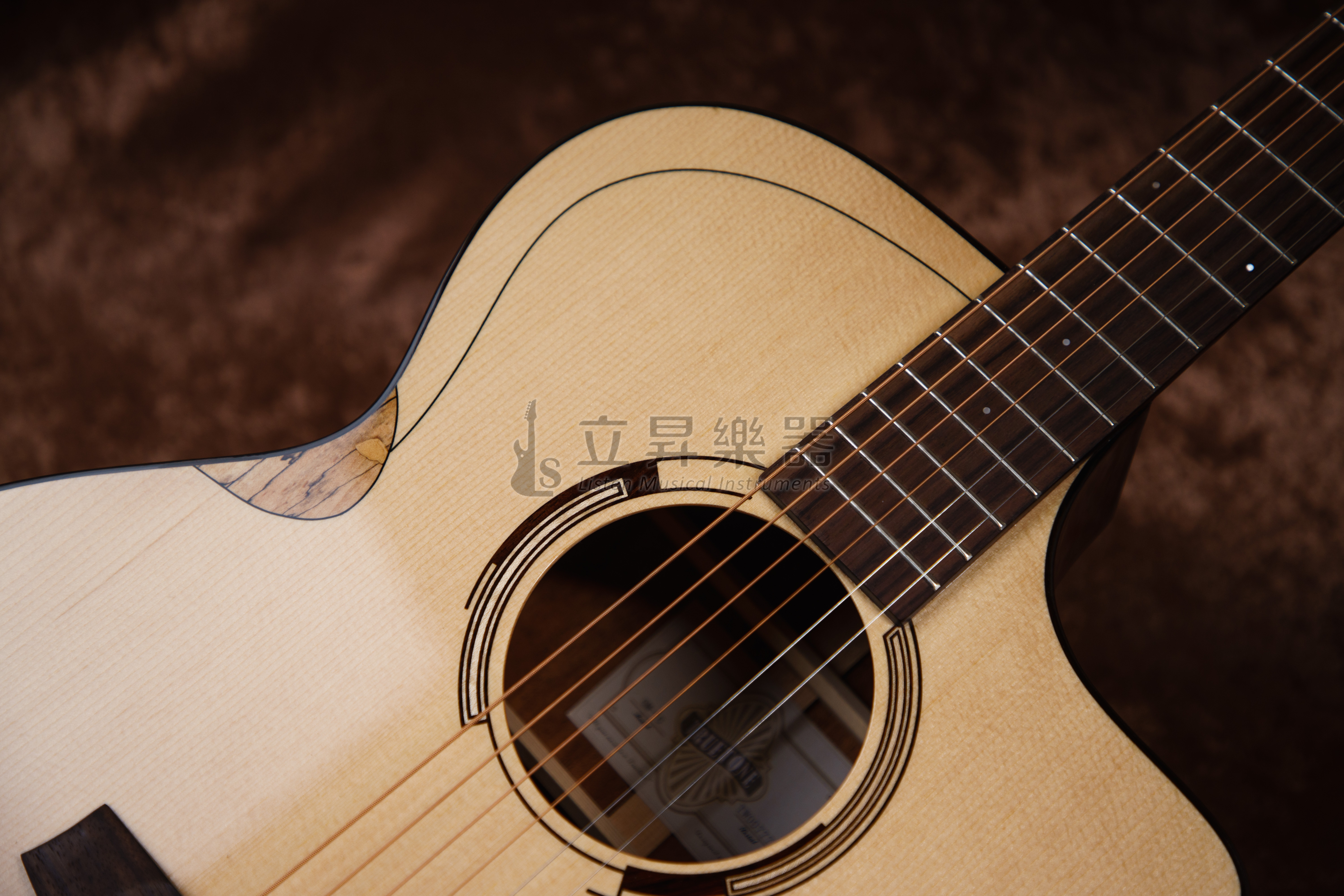 TRUETONE GM-1C 雲杉面單 桃花心側背 木吉他