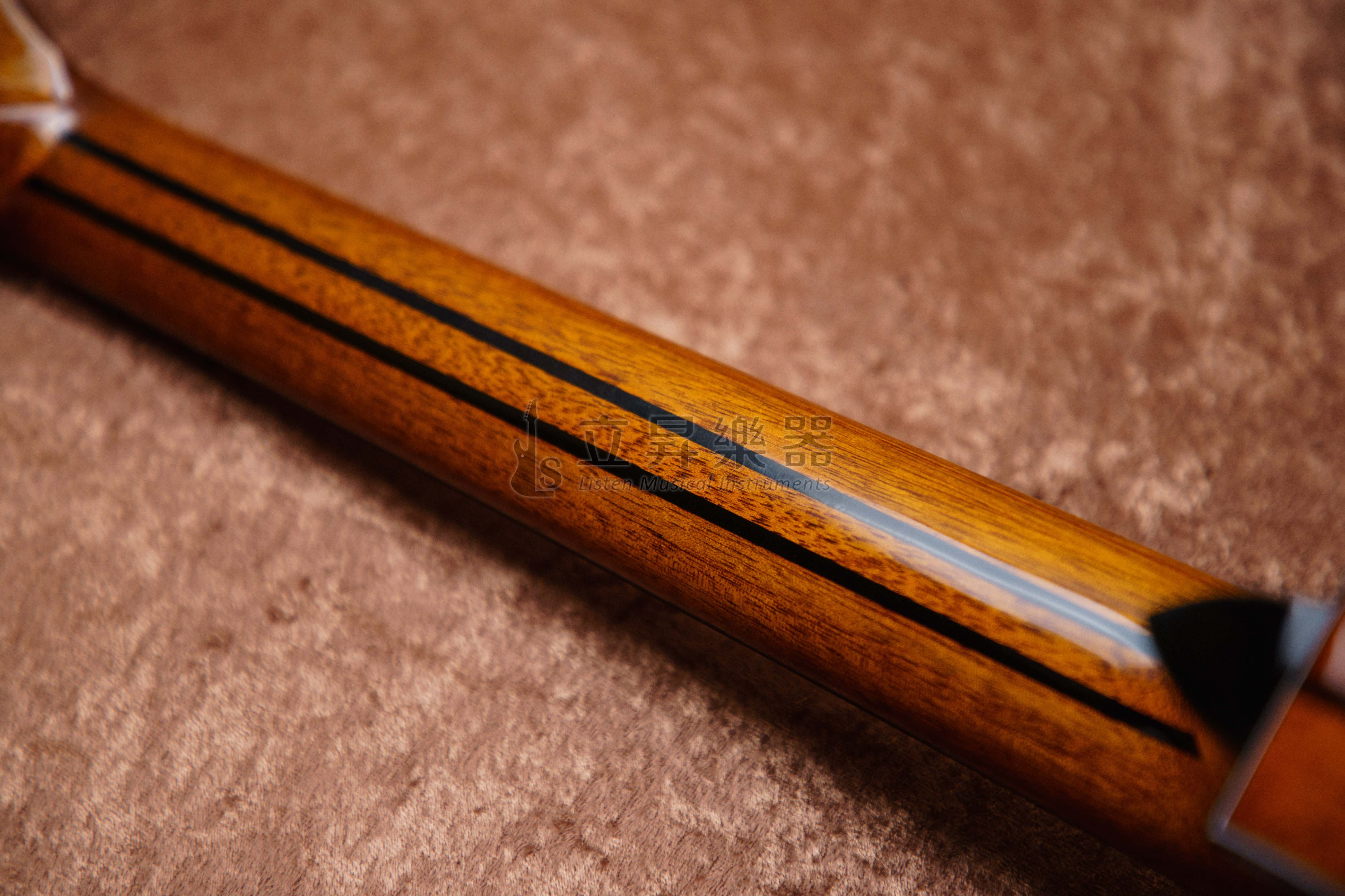 【多款式】Nightwish N5 系列 民謠吉他 D桶 GA桶 | NW-N5GC 【多款式】Nightwish N5 系列 民謠吉他 D桶 GA桶 | NW-N5GC / NW-N5DC 附原廠厚琴袋 第 6 張圖片｜三峽吉他 / Bass