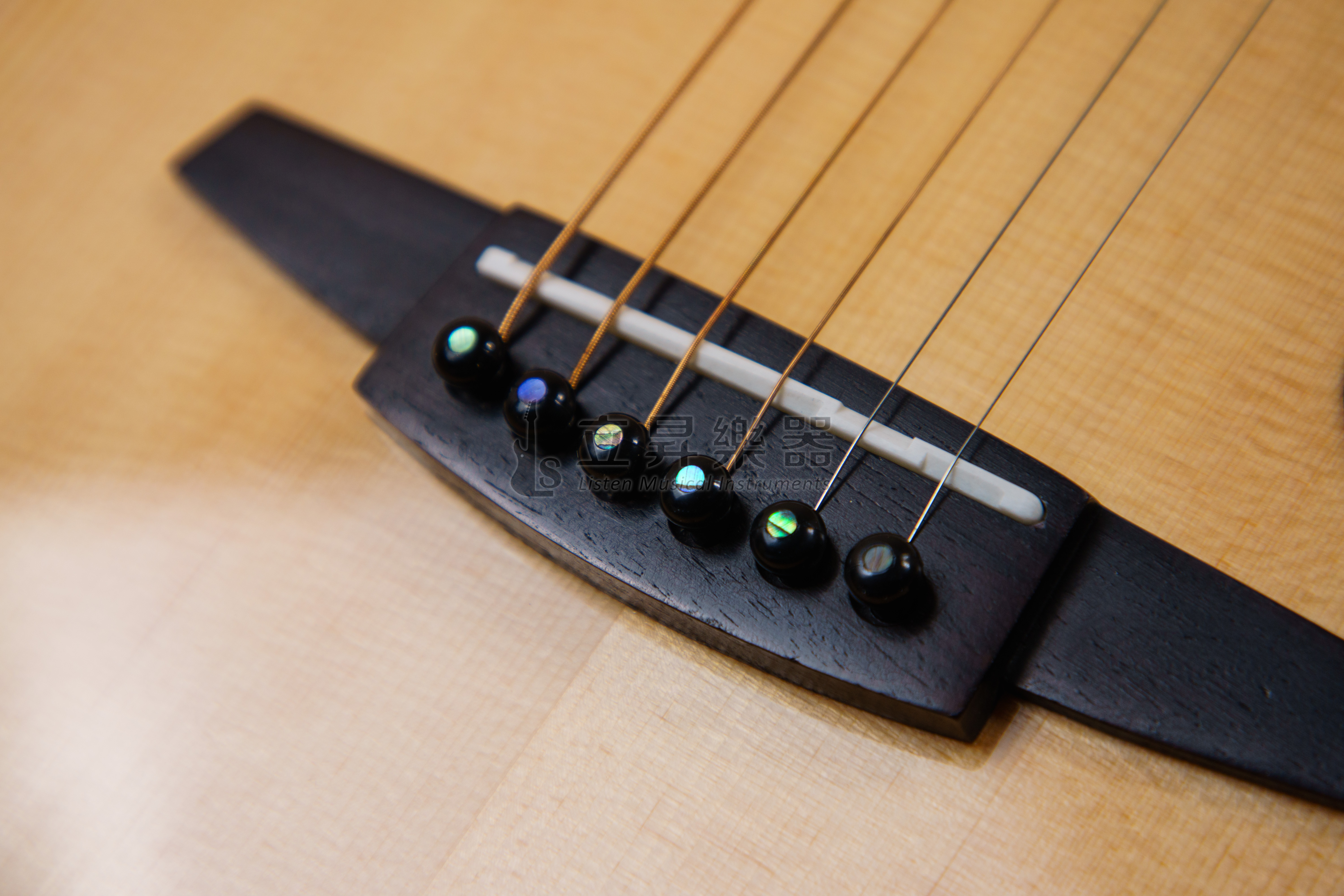 【多款式】Nightwish N5 系列 民謠吉他 D桶 GA桶 | NW-N5GC 【多款式】Nightwish N5 系列 民謠吉他 D桶 GA桶 | NW-N5GC / NW-N5DC 附原廠厚琴袋 第 3 張圖片｜三峽吉他 / Bass