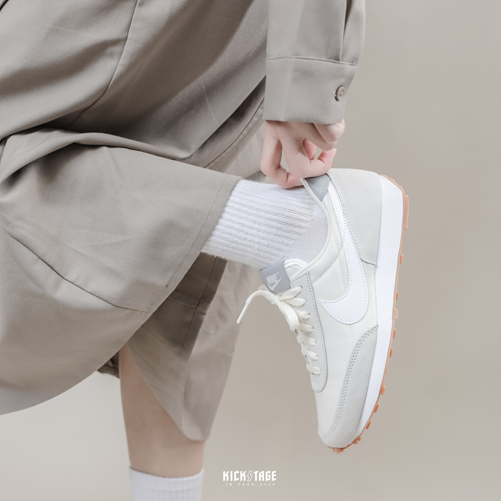 *特價4折 售出不退換* 女鞋 NIKE WMNS DAYBREAK 米白 奶油 奶茶色 復古 日系 休閒鞋【CK2351-101】Oat milk