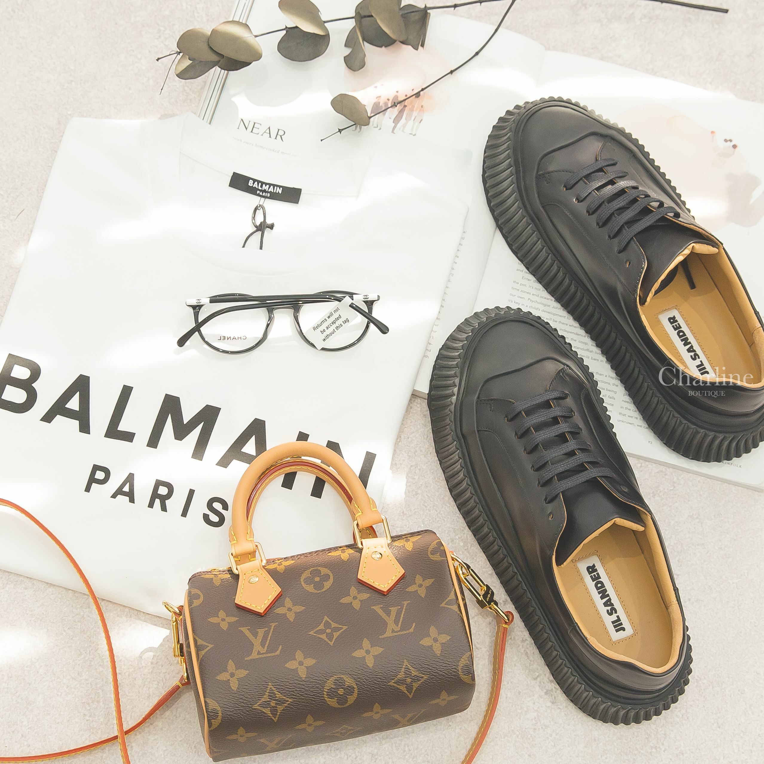 Louis Vuitton Speedy Nano Bag 咖啡色老花帆布手提調節式背帶肩背包,Chanel Pantos Eyeglasses 黑色圓框側邊白色方塊黑CC平光眼鏡-Charline Boutique 精品代購