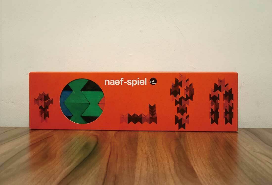 vintage-spiel-block-in-box